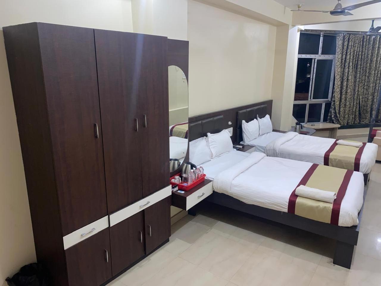 Hotel New Grand Deoghar Exteriör bild