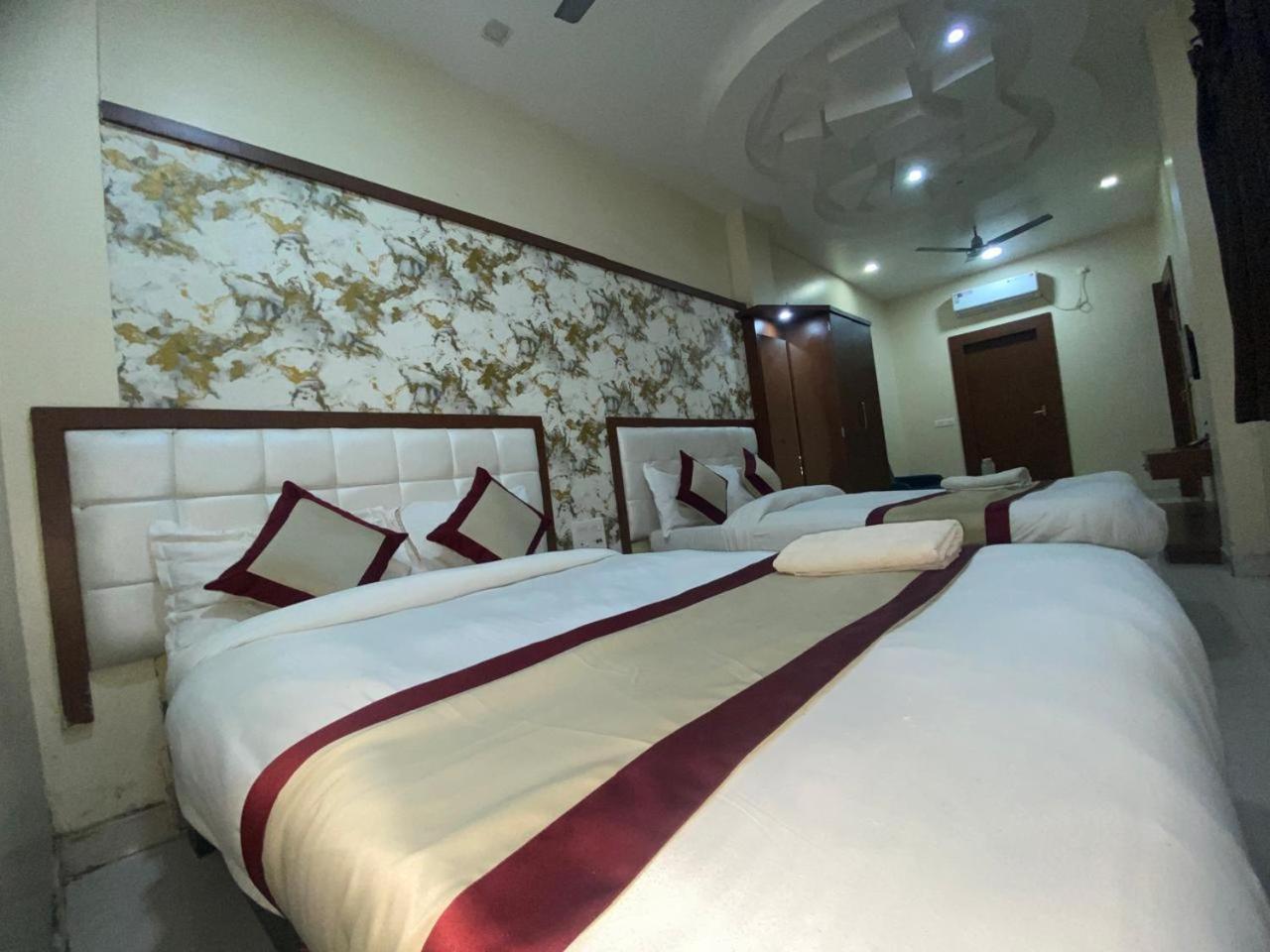Hotel New Grand Deoghar Exteriör bild