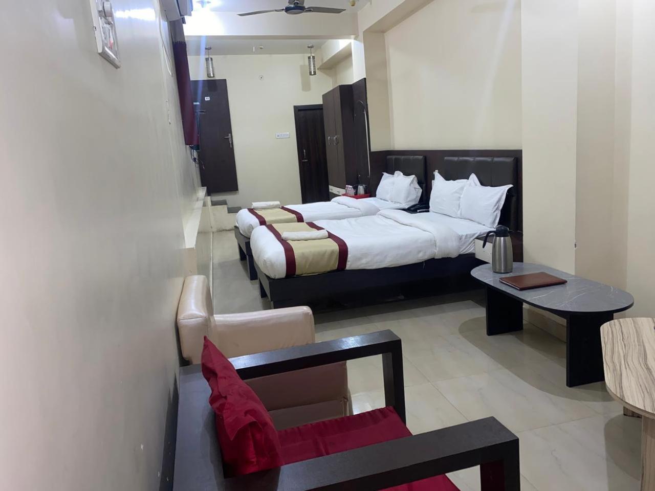 Hotel New Grand Deoghar Exteriör bild